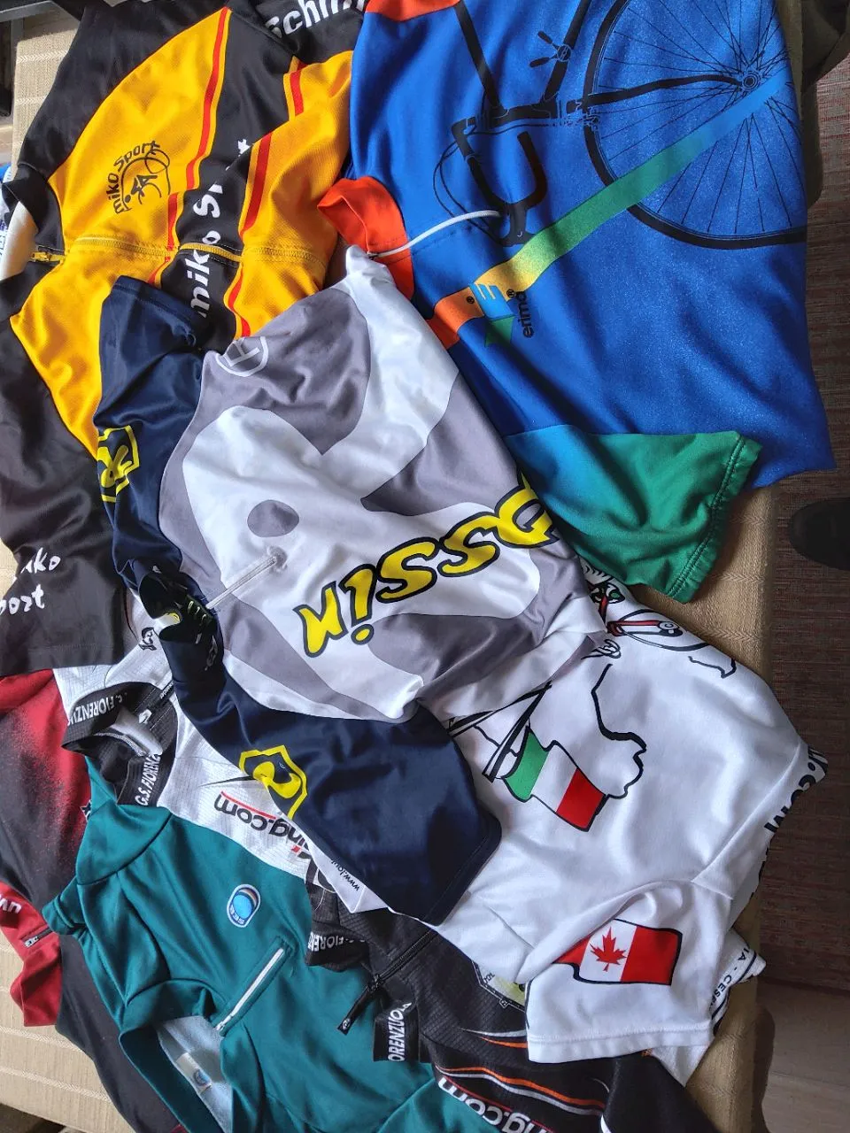 35 x A Grade Mixed Sizes Sports Cycling Shirts Nice Quality