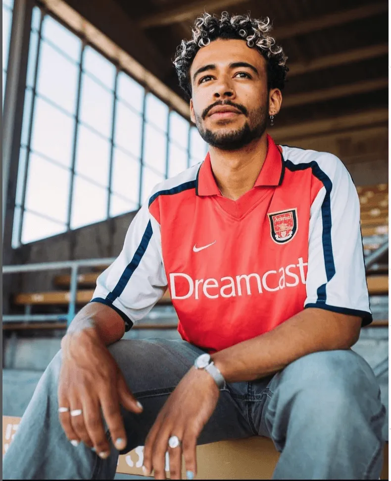 Arsenal 1999 Retro Home Shirt - Sega Dreamcast Edition