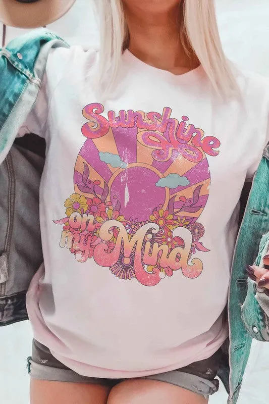 RETRO SUNSHINE ON MY MIND Graphic Tee