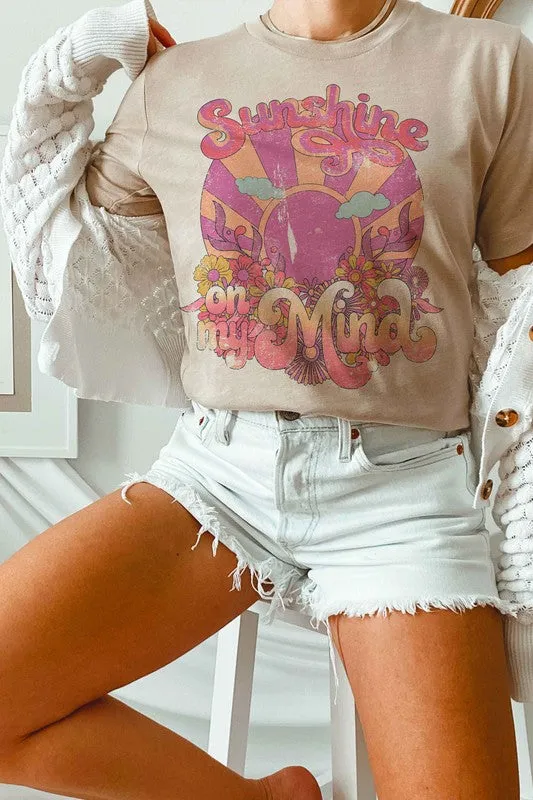 RETRO SUNSHINE ON MY MIND Graphic Tee